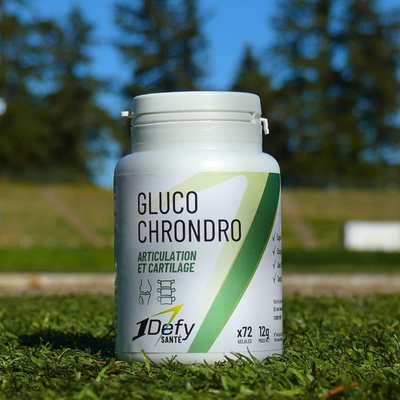 Gluco Chondro dans l'herbe - 1Defy nutrition sportive made in bourgogne