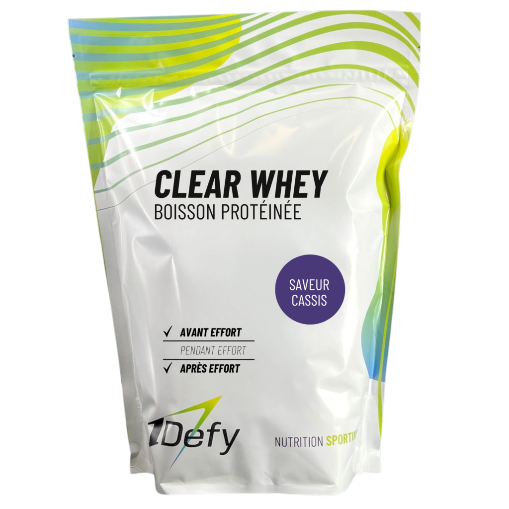 Sachet de Clear Whey Isolate 1Defy, boisson protéinée qualité médicale saveur Cassis pour avant et après effort